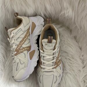 Fila Women's Beige and Brown Sneakers